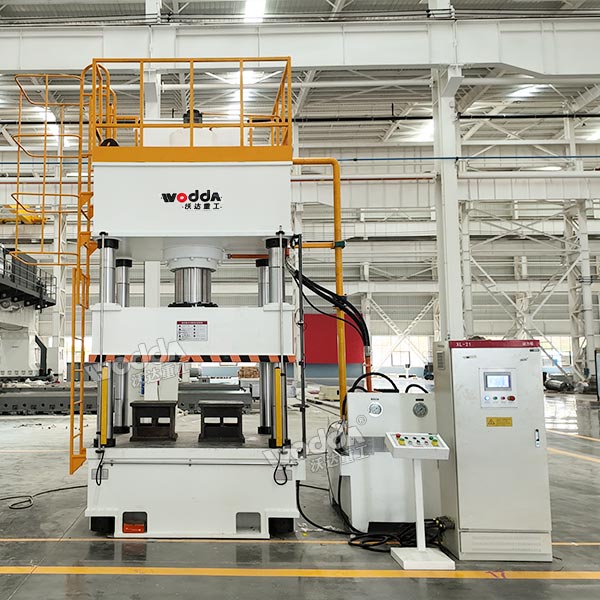 315噸四柱液壓機(jī) 315噸四柱液壓機(jī)